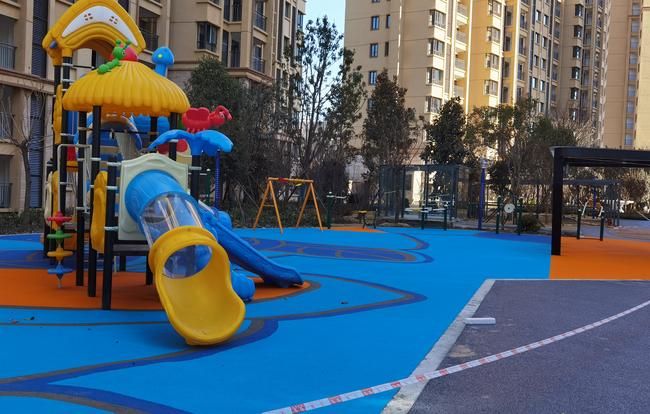 運(yùn)動(dòng)場(chǎng)塑膠地坪